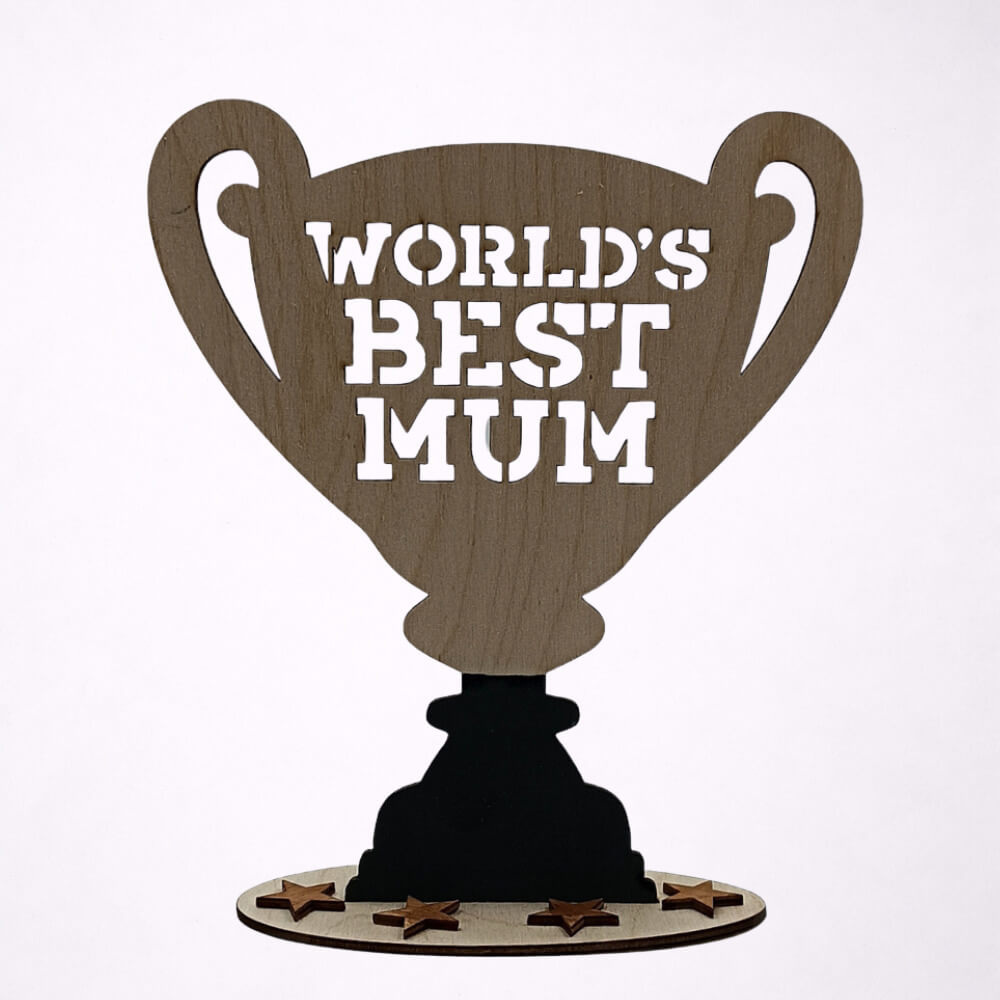 Ξύλινο κύπελλο World’s Best Mum για δώρο στη μαμά