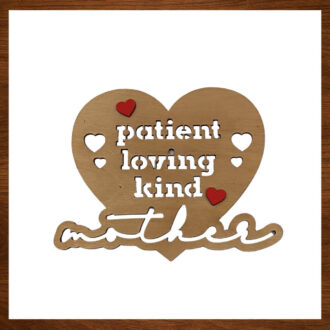 Ξύλινο διακοσμητικό στοιχείο Mother με καρδιά και χάραξη