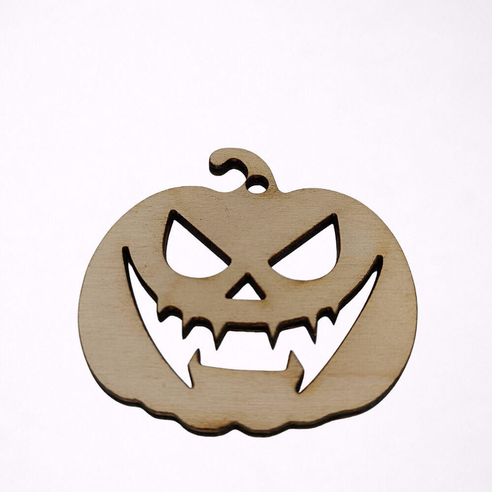 Τρομακτική ξύλινη κολοκύθα Halloween με διάτρητο πρόσωπο